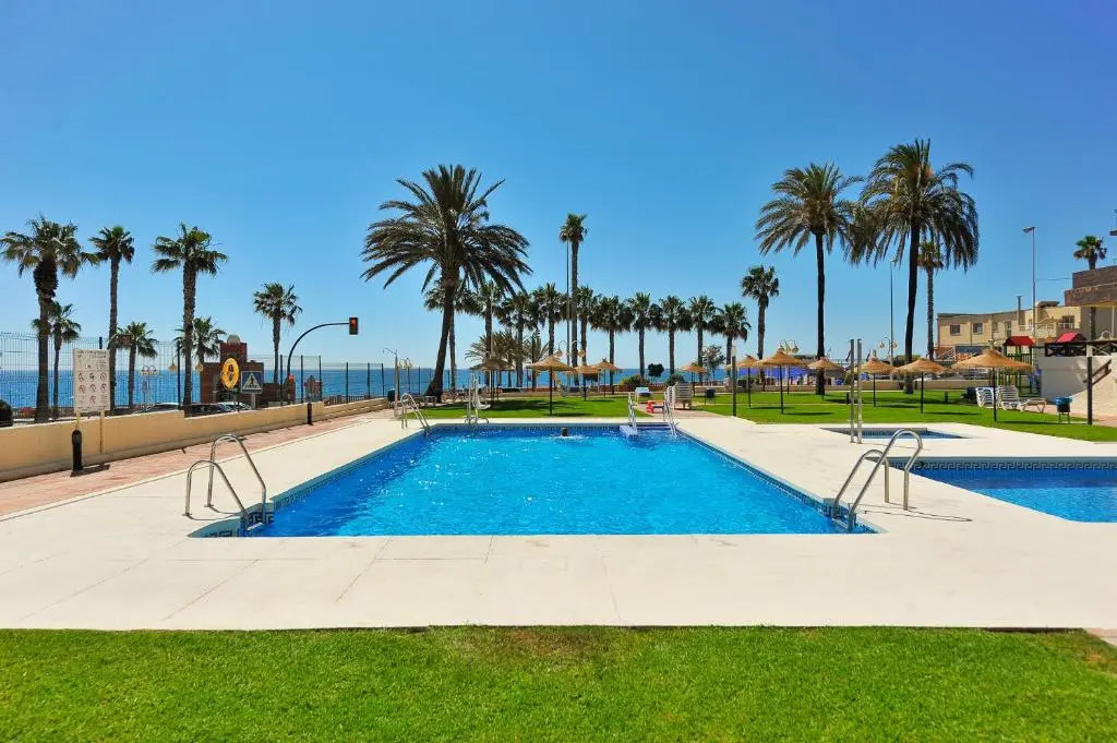 Sea Views Aloha Apartment by GHR Rentals