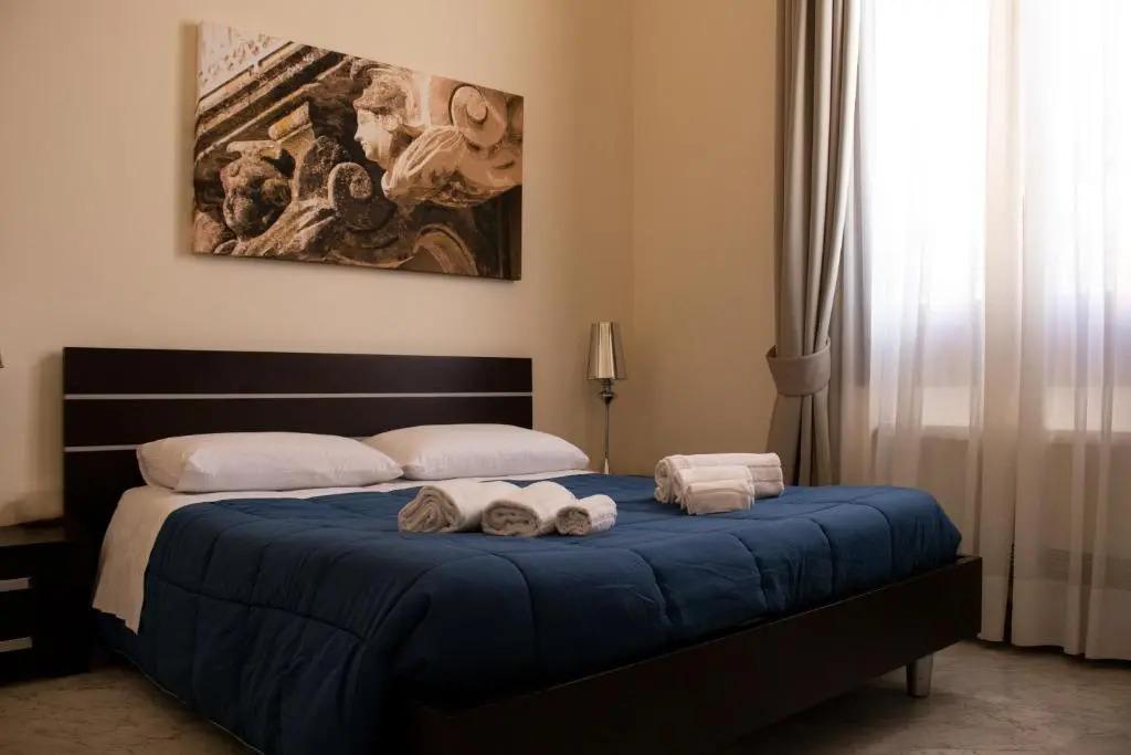 Apollo Suites
