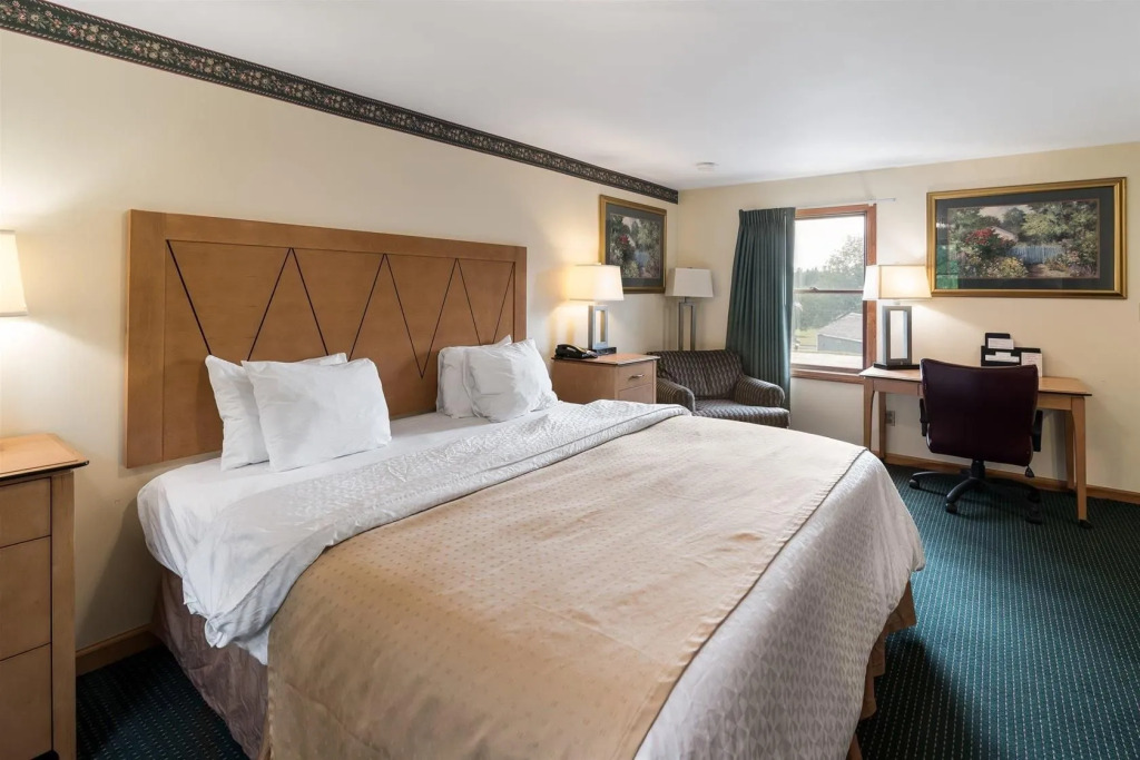 Rodeway Inn Lee
