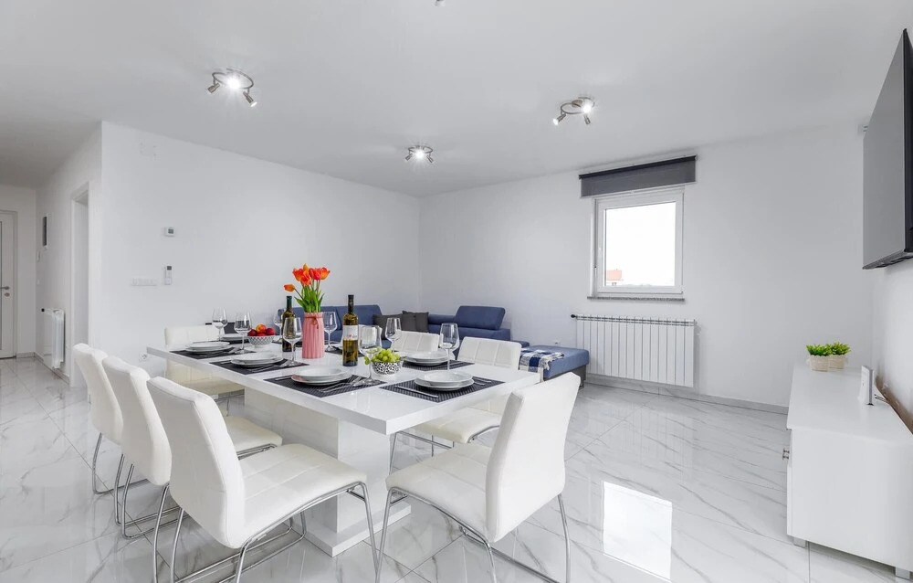 Beautiful Home in Vodnjan With Outdoor Swimming Pool, Wifi and 5 Bedrooms