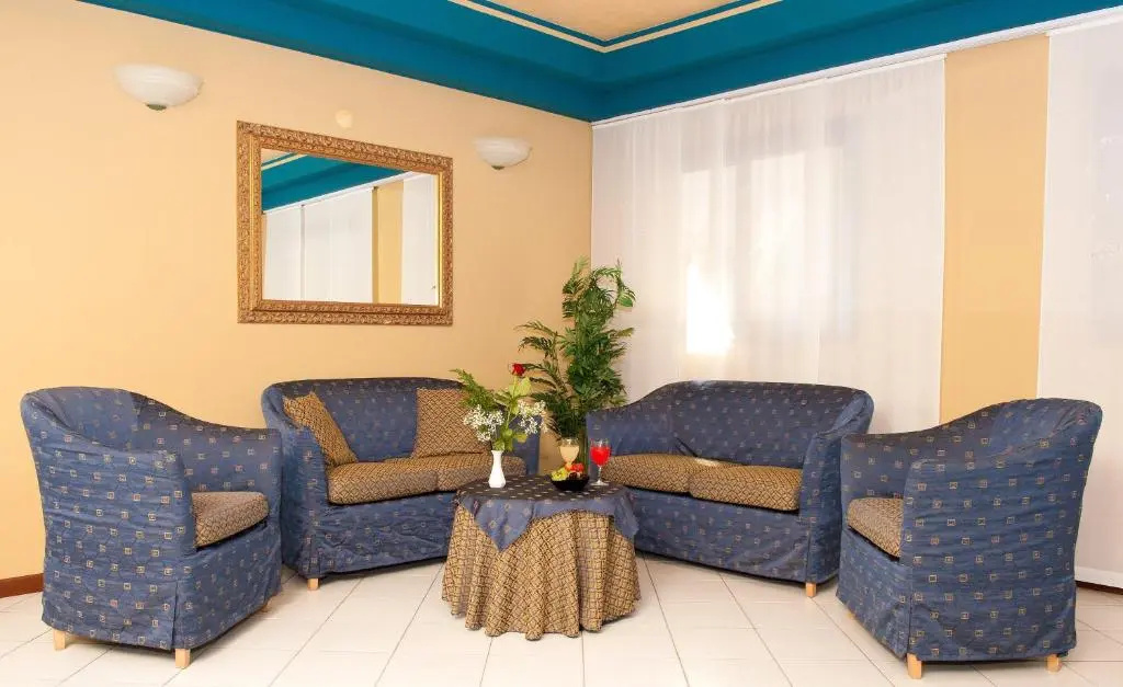 Hotel Augustus