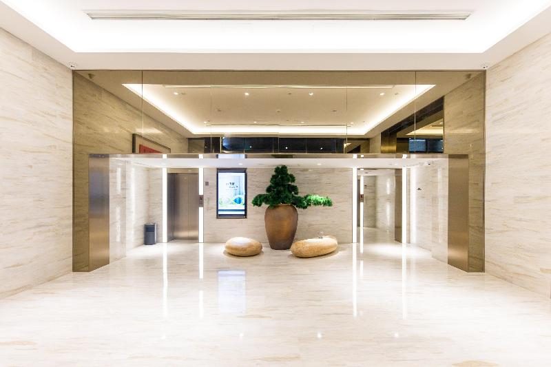 Ji Hotel Shenyang Qigong Street Metro Station