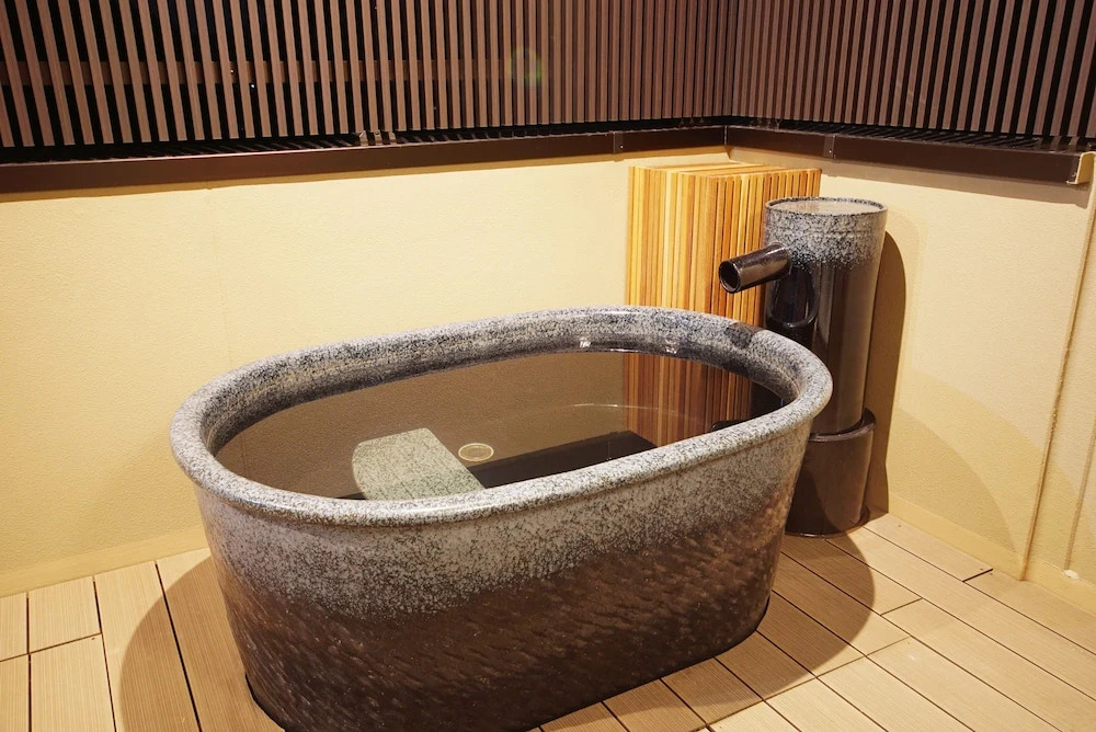京ごはんと露天風呂の宿 ゆのはな 月や