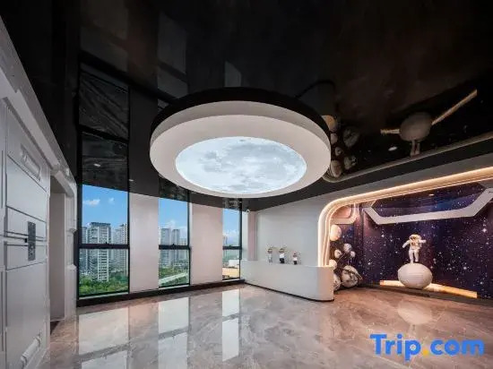 Yiwu Lanshu No.8 Planet Hotel