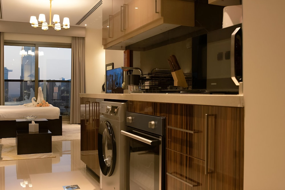 Elite Downtown Residences Paradise View