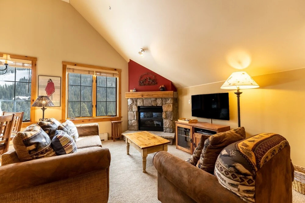 Dakota Lodge