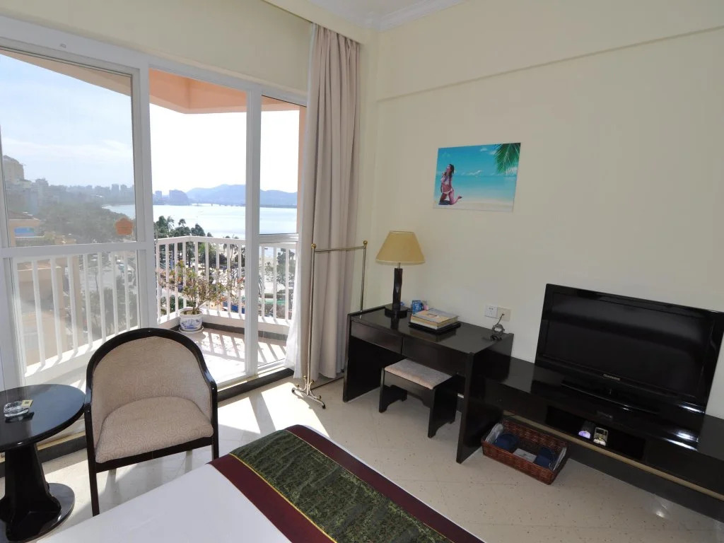 Sanya Jingwei Hotel