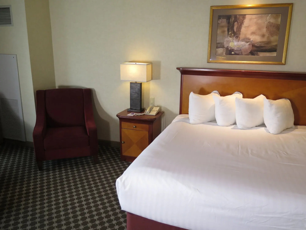 Harrahs Joliet Hotel & Casino - A Caesars Rewards Destination