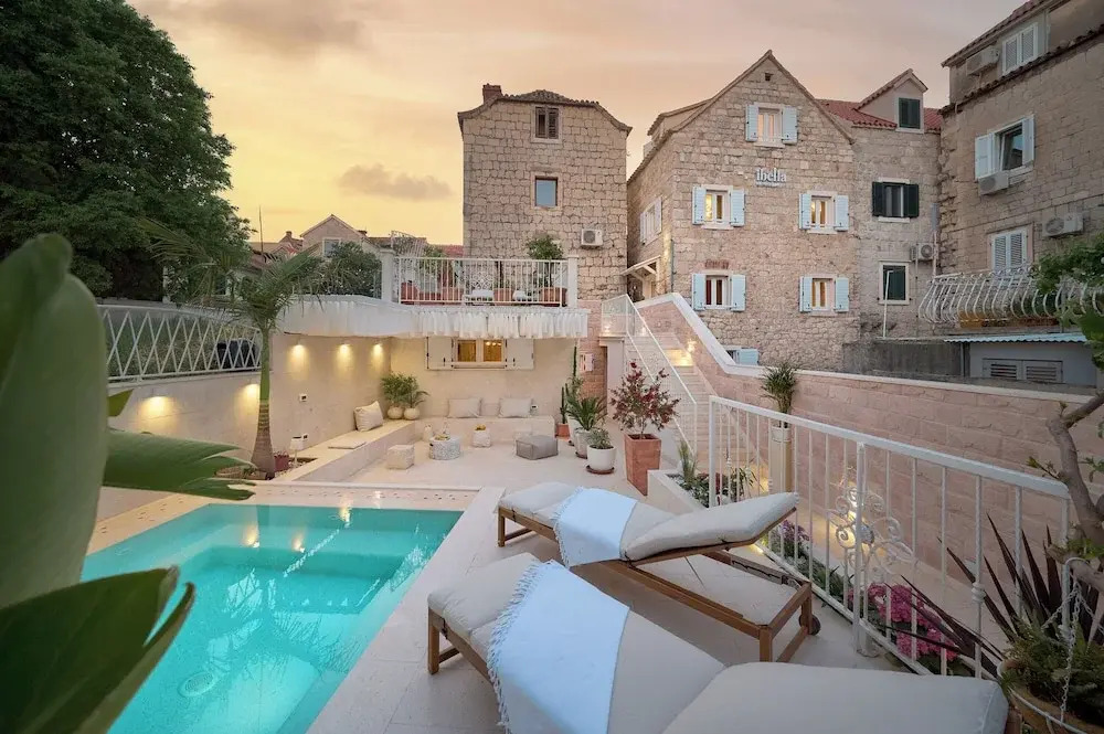 Ibella Boutique Rooms