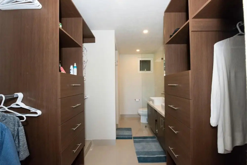 Los Azulejos 5D 3 BR by Casago