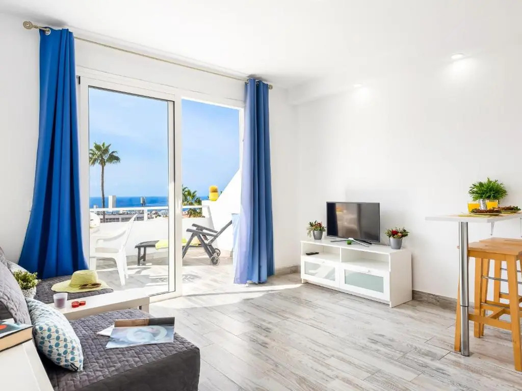 536B Cozy 1 bedroom, pool, terrace, sun lounger