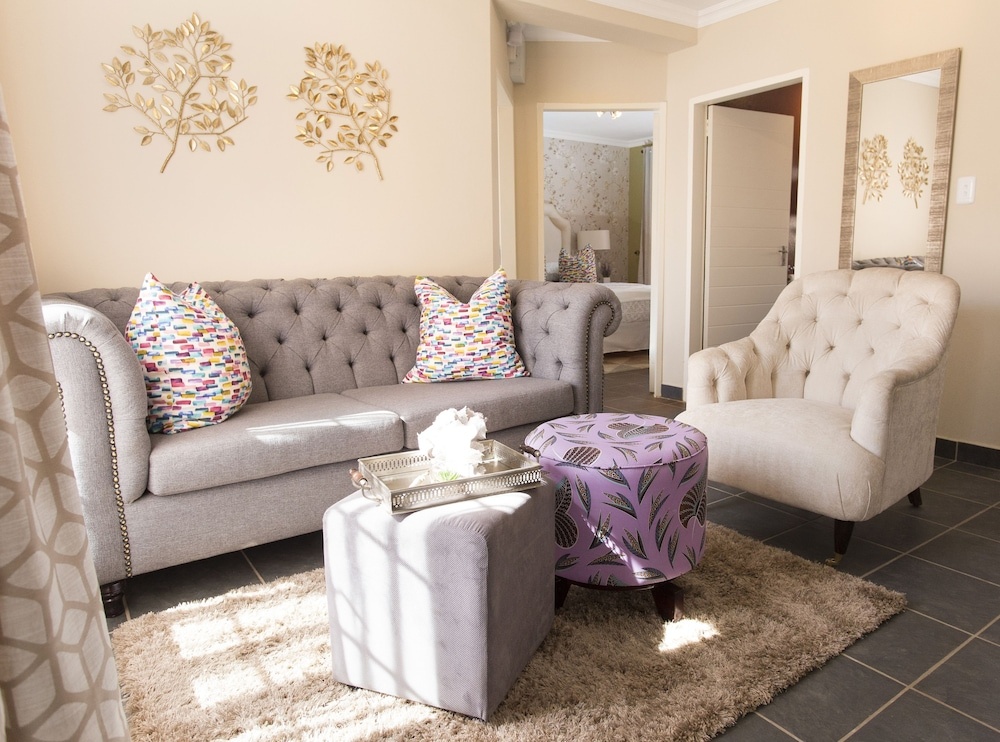 3 Lux Suites