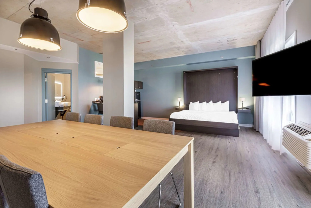 Quality Inn & Suites