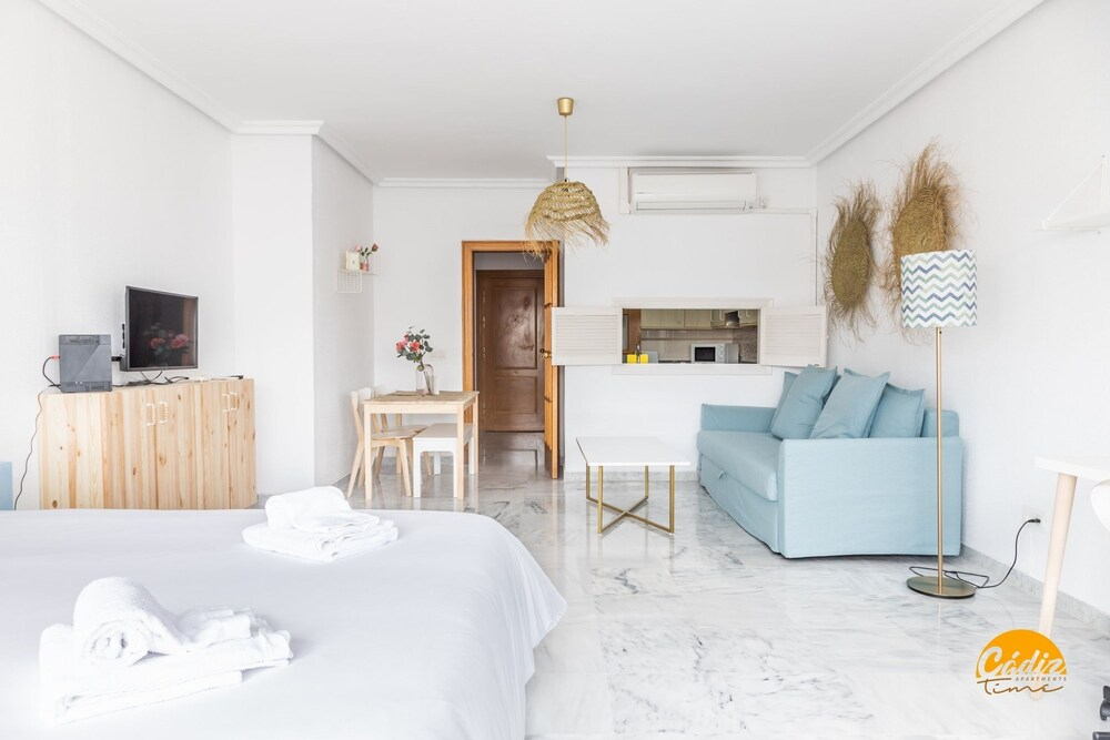 Loft Victoria Beach Free Parking by C diz Time