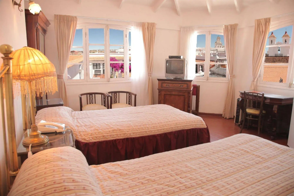 El Hotel de Su Merced