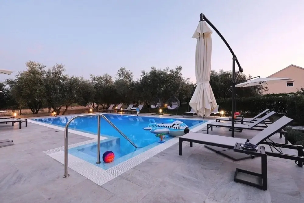 Villa Milka - Heated Pool - H