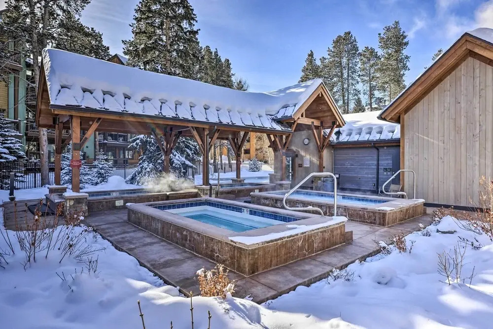 1/2 Mi to Chairlift! Breck Condo w/ Hot Tub Access