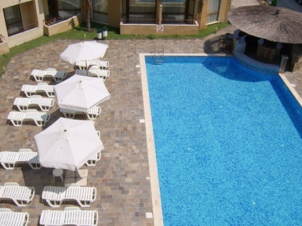 Complex Sands Holiday Apartments