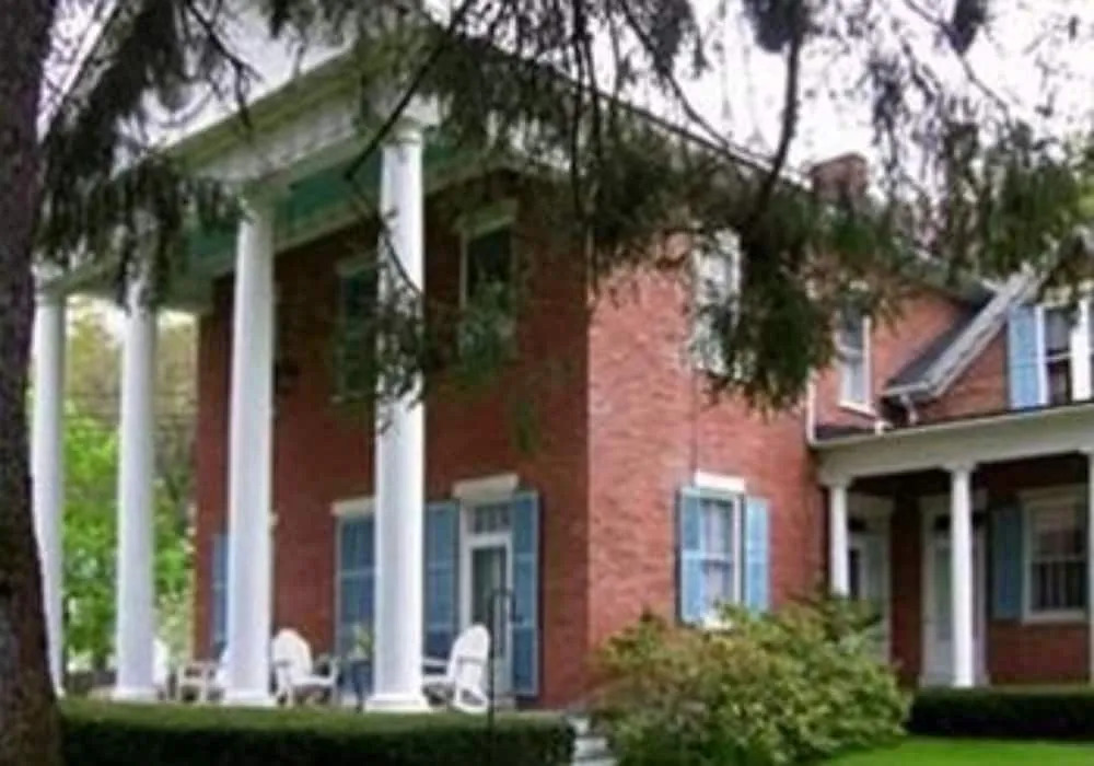 Federal House Inn