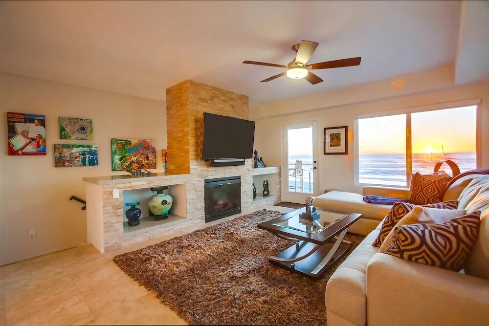 The Beach Break 3 6 Bedrooms 4.5 Bathrooms Townhouse