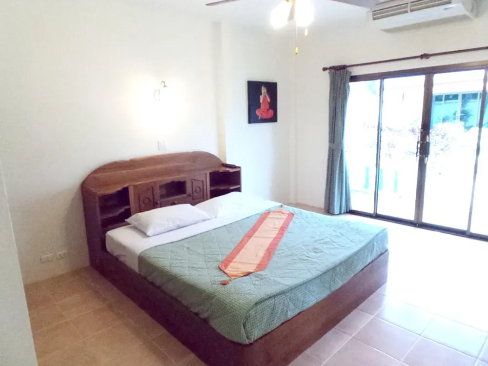 House With 3 Bedrooms in Phuket, With Pool Access, Enclosed Garden and