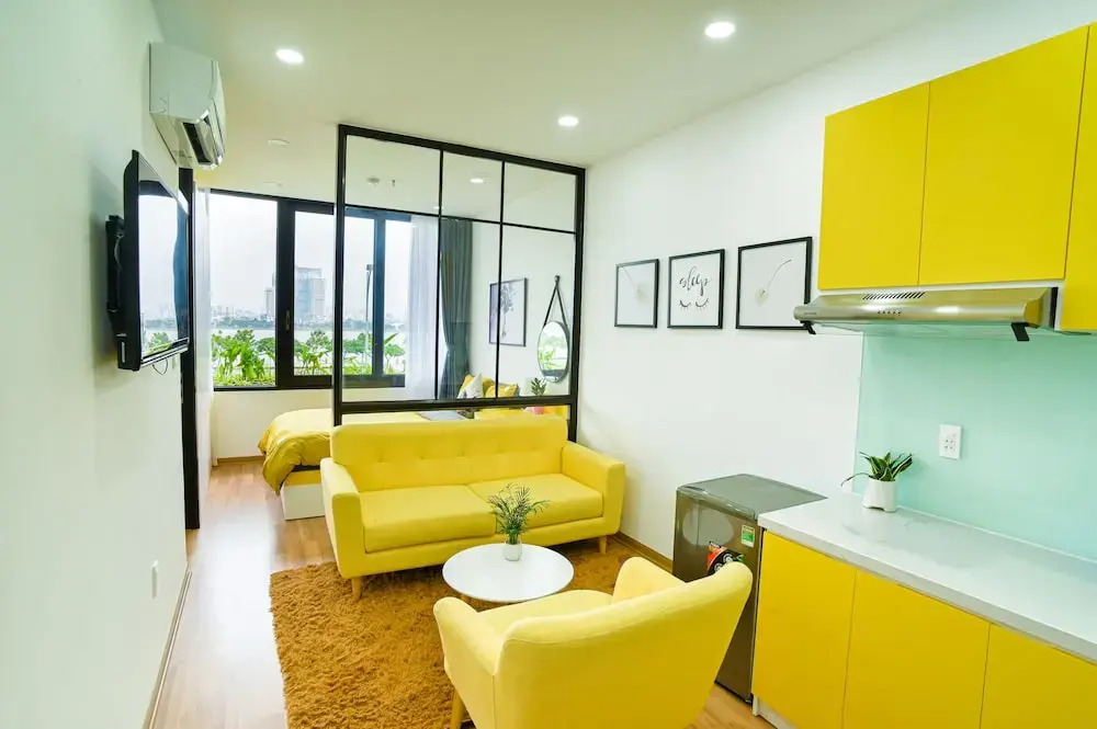 Simple Hotel and Apartment