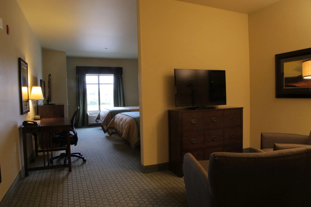 Little Missouri Inn & Suites Watford City