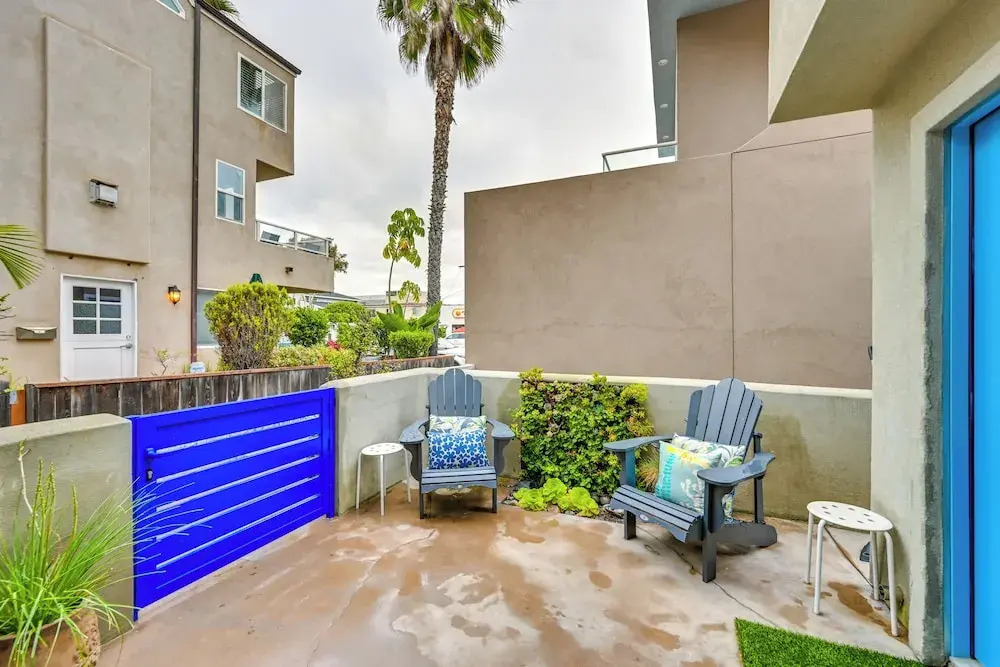 Sunny San Diego Home w/ Patio - Steps to Beach!