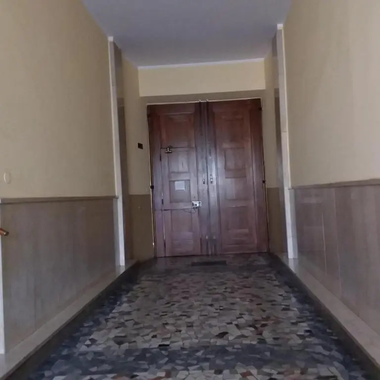 Room 33