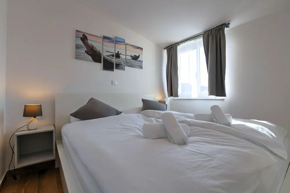Apartments & rooms Stella Adriatica