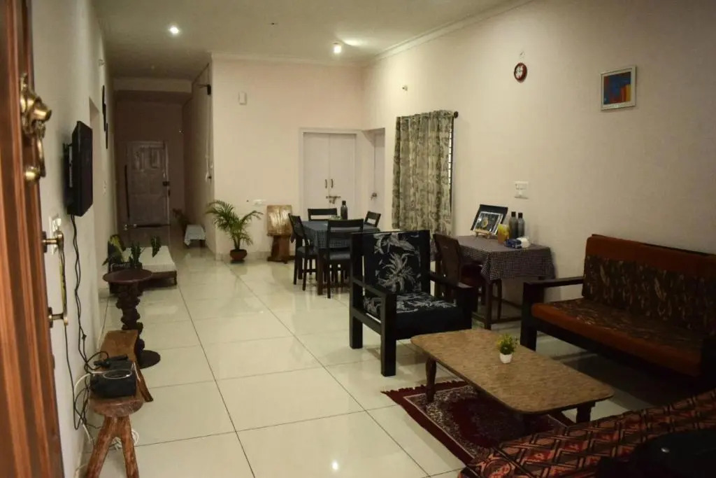 Snow Pine Holiday Home...Virajpet