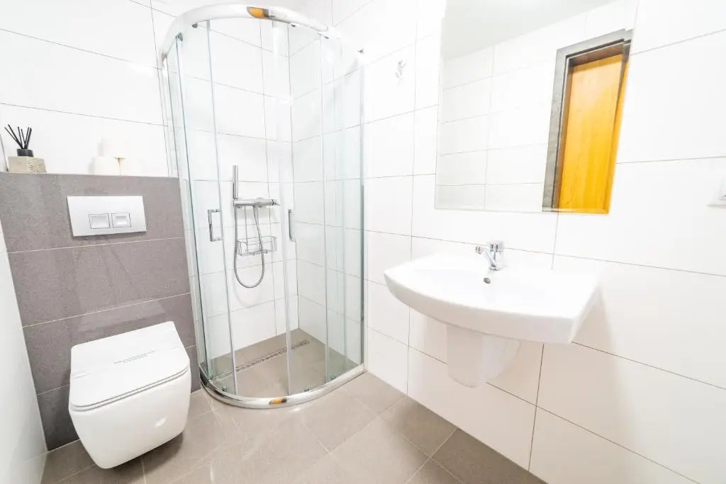 Avanti Resort Mikołajki , w centrum przy jeziorze i promenadzie, śniadanie i obiad lub obiadokolacja w cenie