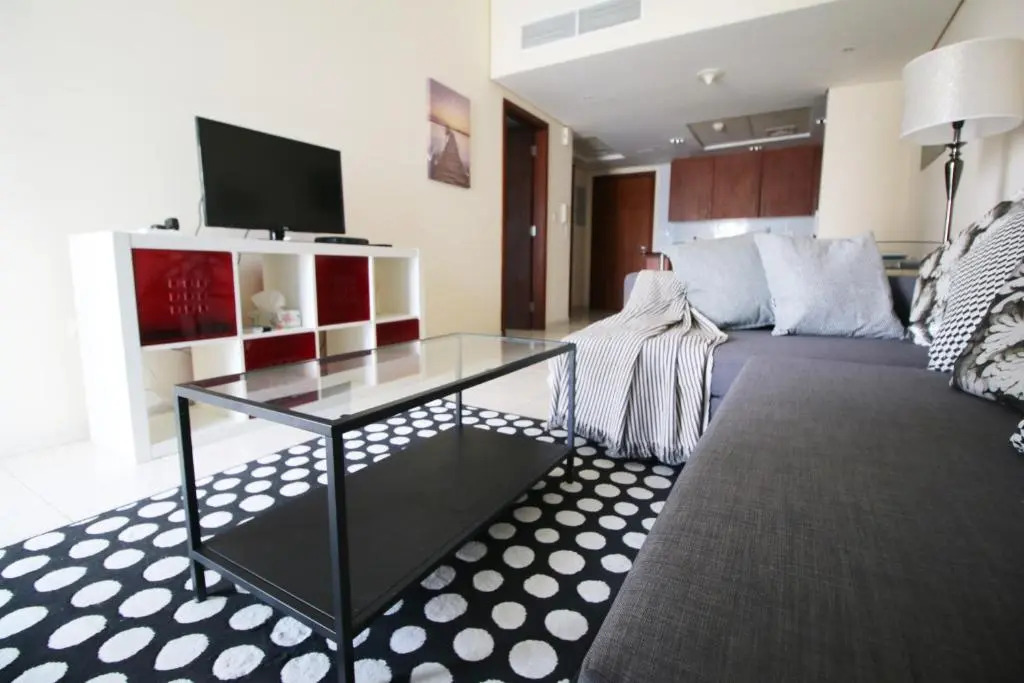 RH- Lake Terrace, Cluster D, JLT, 1BR near Metro