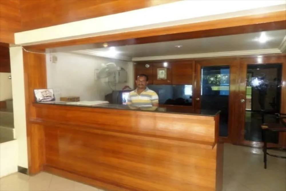 Cinderalla Inn Lodging