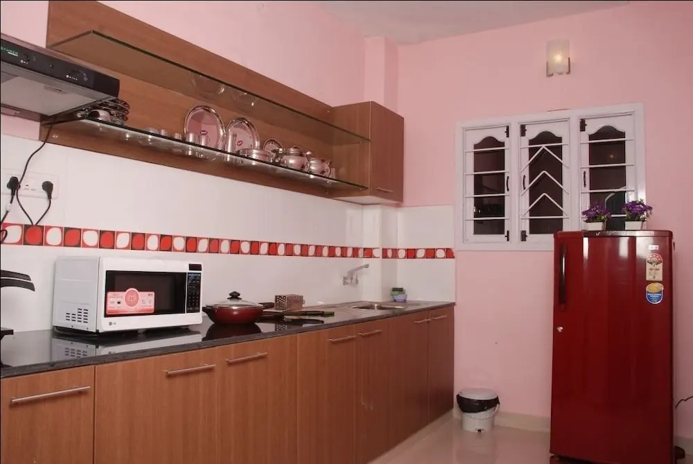 Red Sun Hotel Apartments
