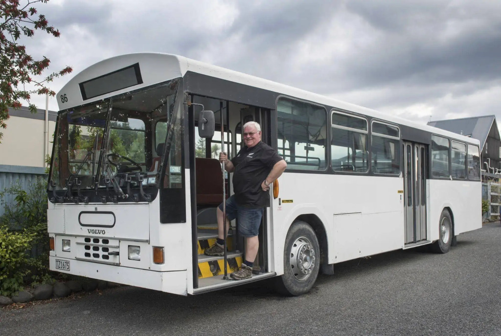 Adventure Lodge and Motels and Tongariro Crossing Track Transport