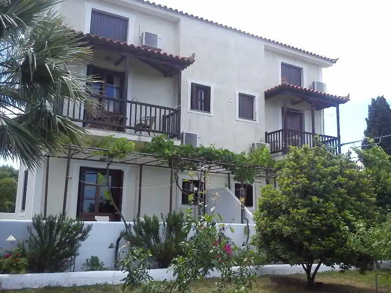 Villa Thea Studios & Apartments