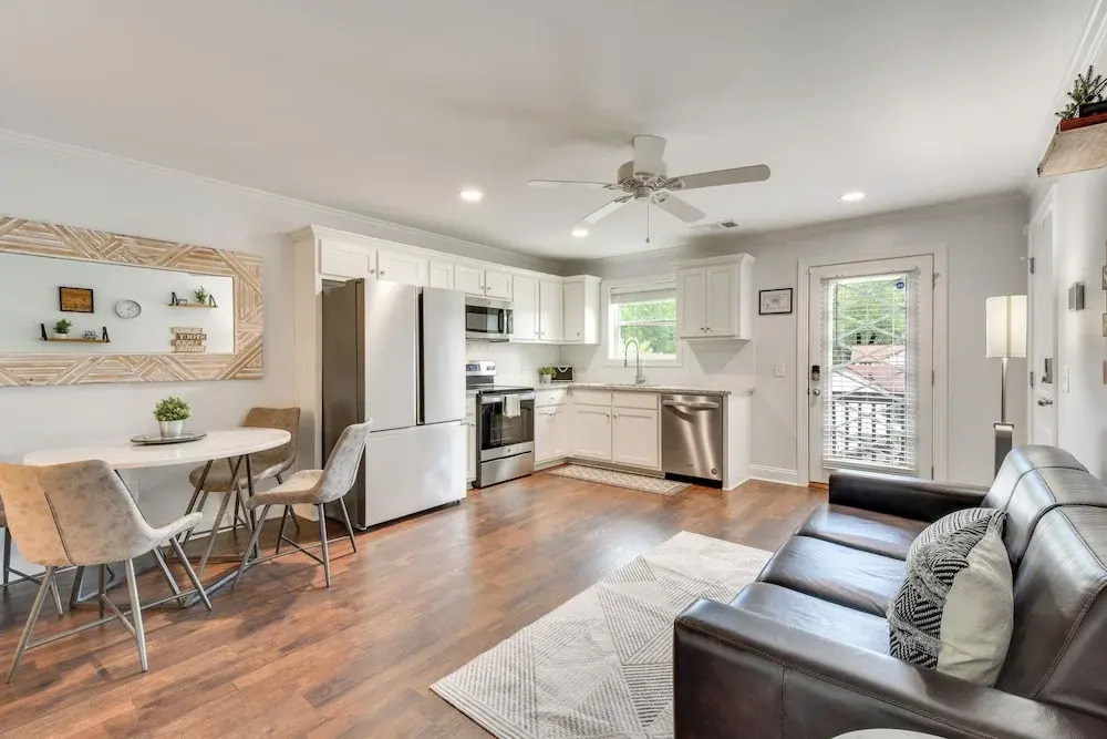 Steps to River + Shops: Downtown Helen Retreat!