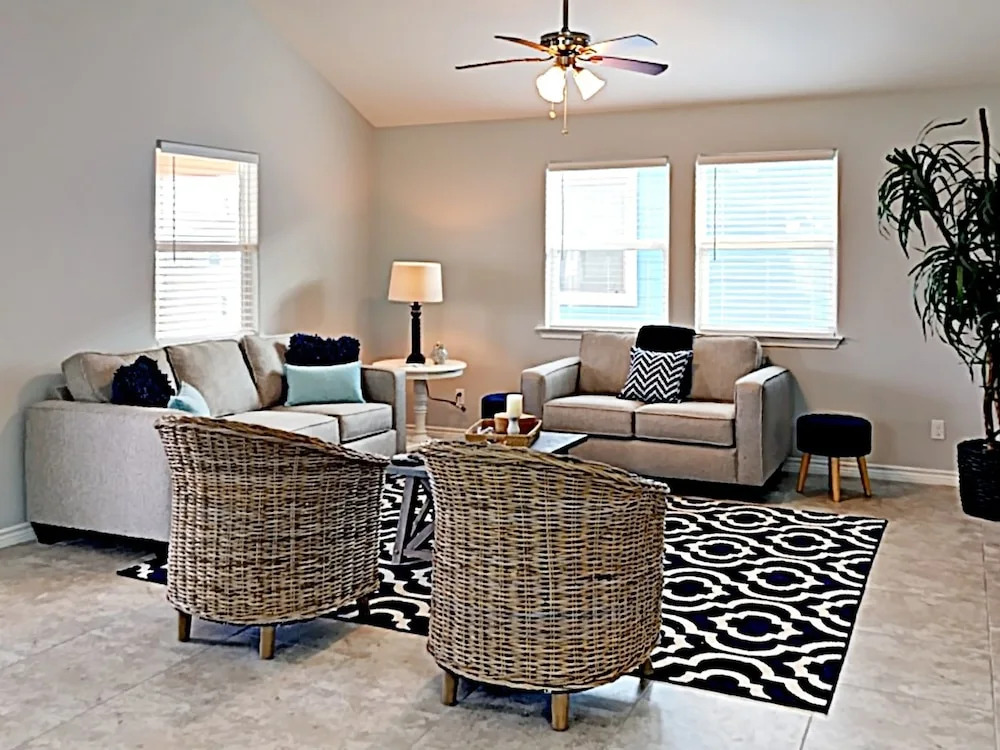 Tangerine Dream - 3 Br Home