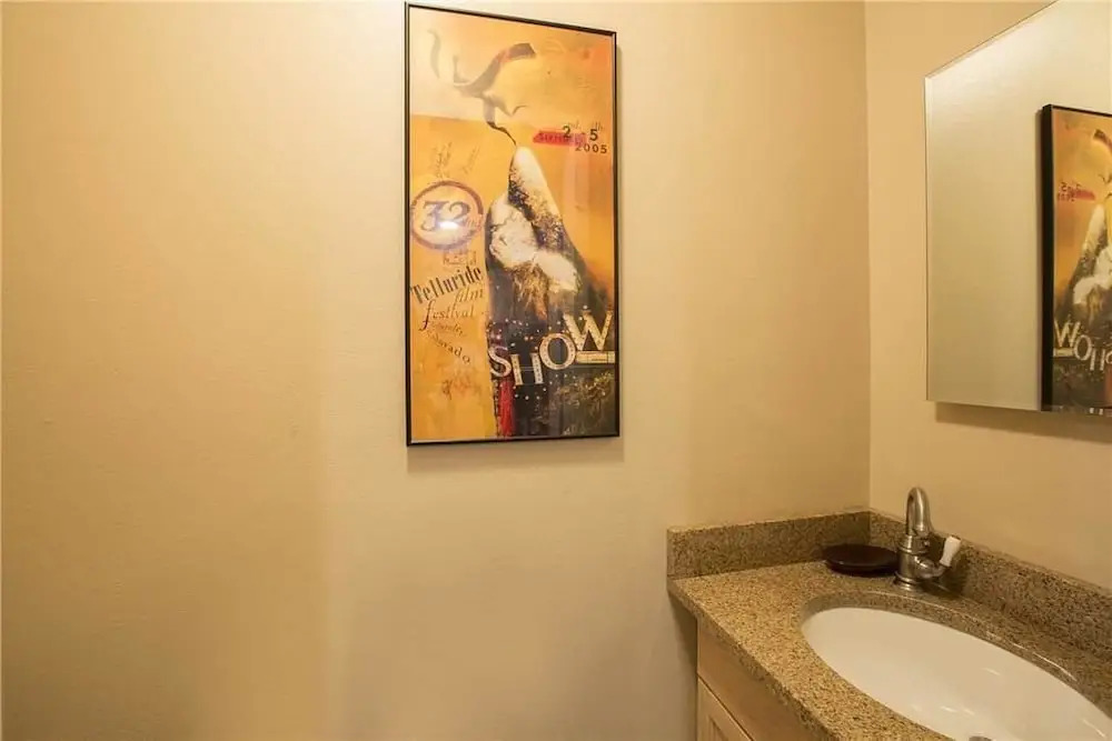 Columbia Place Condominium