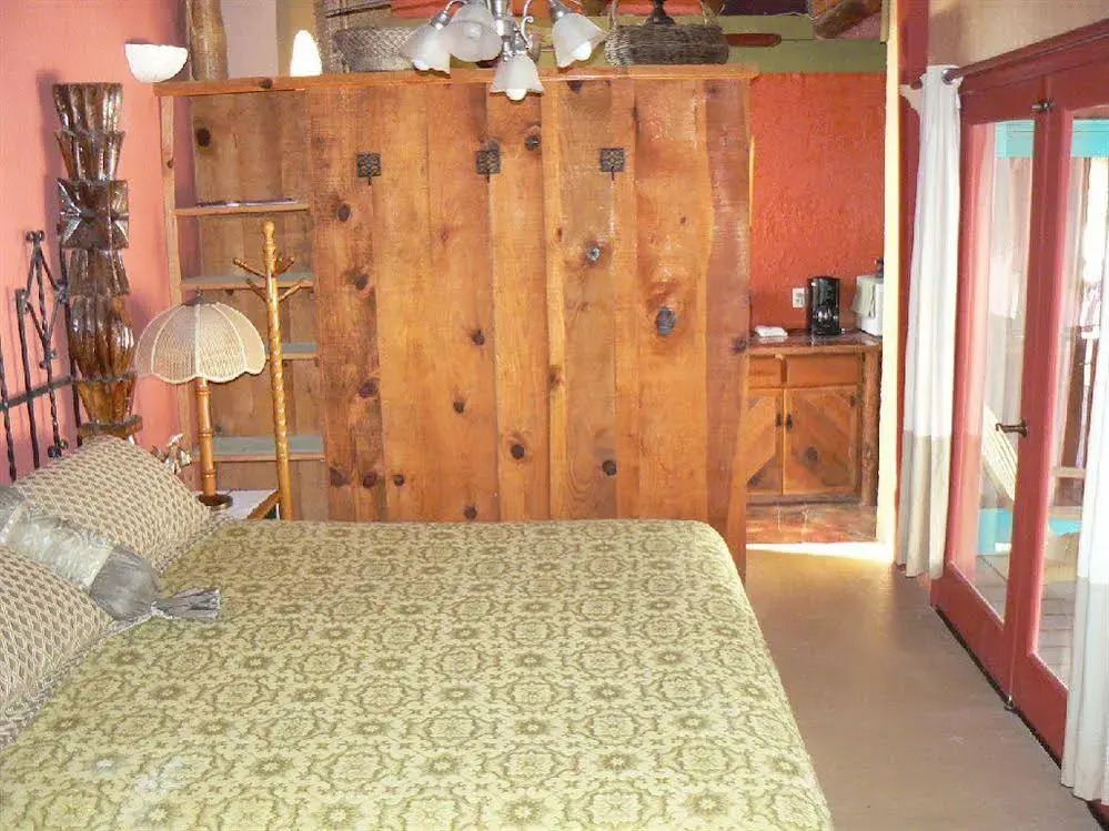 Dream Weaver Inn