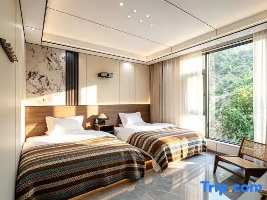 Wangye Hill | Family Villa • Mountain Pool • Mountain View Courtyard Close to OMG Heartbeat Paradise