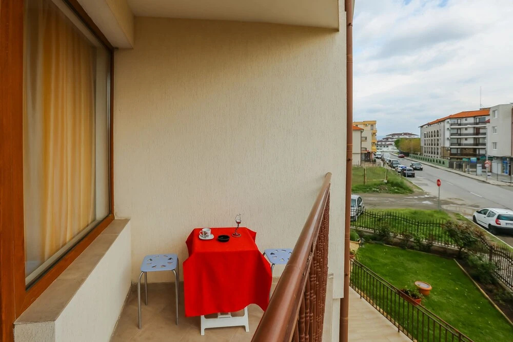 Classic Double or Twin Room in Dafinka Guest House