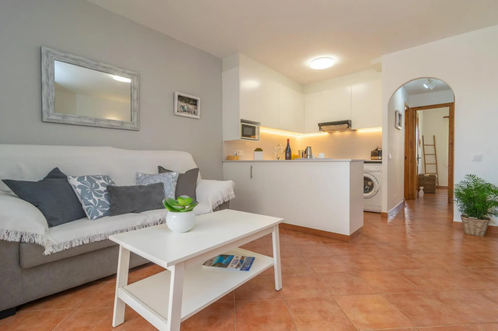 SES FONTS C25 - Charming flat with shared pool and close to the beach Free WiFi