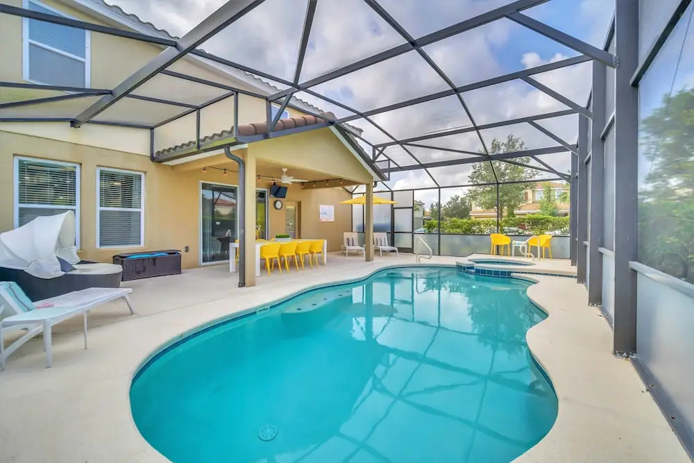 4200 Oak Tree Drive
