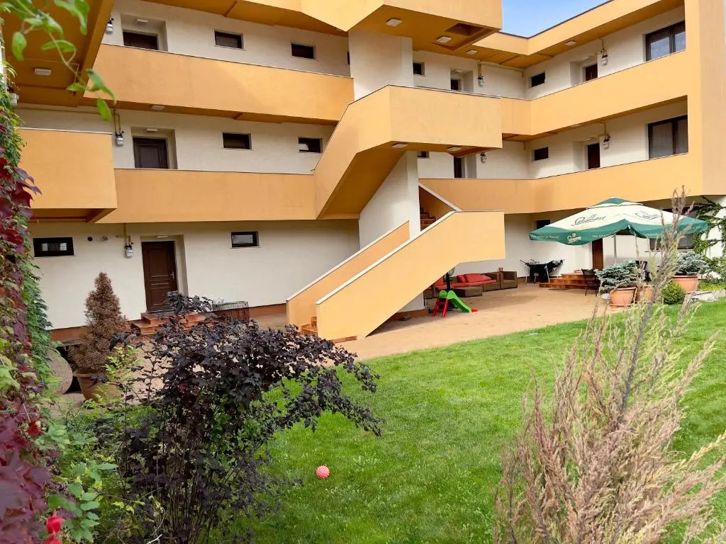 La Pini - Apartament Luxury Bucium
