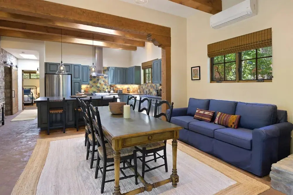 Casa Cuervo - Luxury Home With Gorgeous Amenities a Block off Canyon Rd