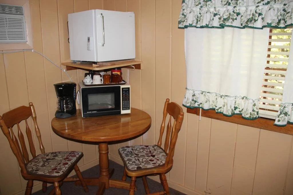 Wagon Wheel Hotel