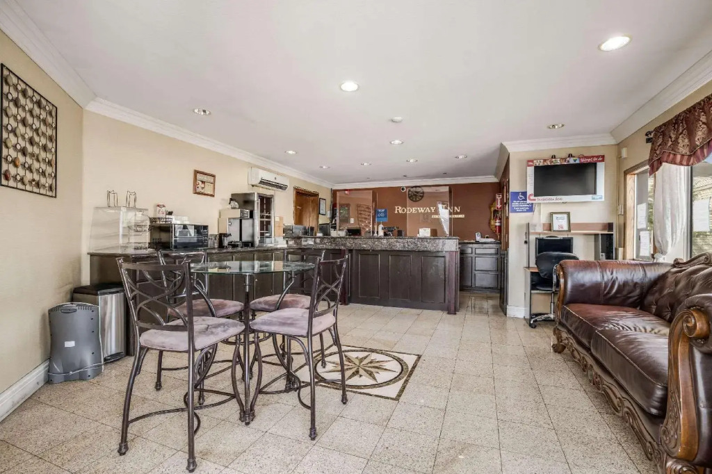 Rodeway Inn Temecula