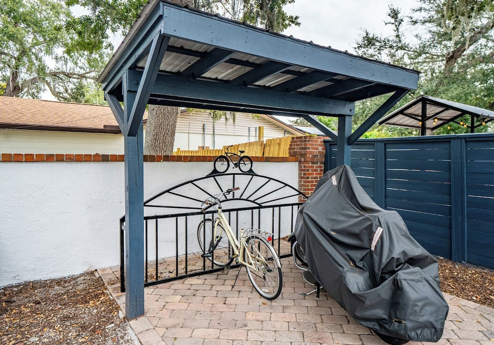 Landing Apartments - The William at Westshore